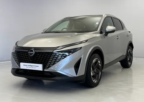 DL74EWU Nissan Qashqai 1.3 DiG-T MH N-Connecta 5dr Thumbnail #5