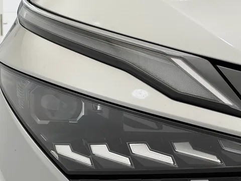 DL74EWU Nissan Qashqai 1.3 DiG-T MH N-Connecta 5dr Thumbnail #27