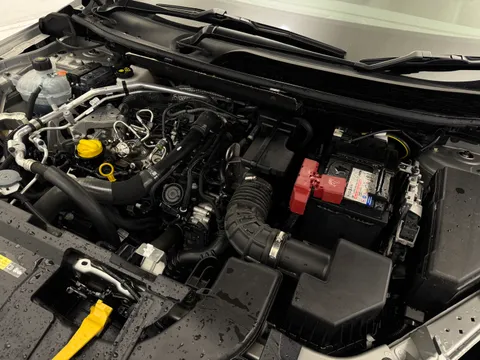 DL74EWU Nissan Qashqai 1.3 DiG-T MH N-Connecta 5dr Thumbnail #29