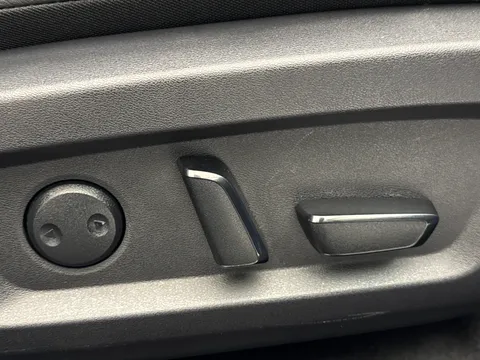 OW24LPU Nissan Qashqai 1.3 DiG-T MH Tekna 5dr Thumbnail #19