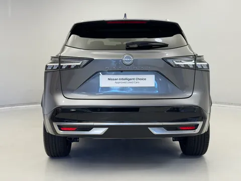 DT74UUL Nissan Qashqai 1.3 DiG-T MH Tekna 5dr Thumbnail #8