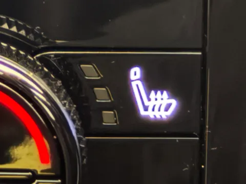 DT74UUL Nissan Qashqai 1.3 DiG-T MH Tekna 5dr Thumbnail #24