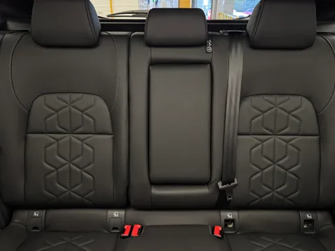 DT74UUL Nissan Qashqai 1.3 DiG-T MH Tekna 5dr Thumbnail #30
