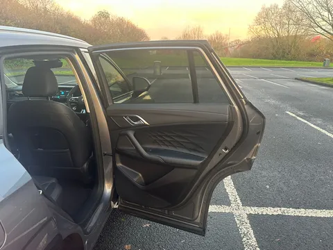 DG75NFT Mg Motor Uk Hs 1.5 T-GDI Hybrid+ Trophy 5dr Auto Thumbnail #30