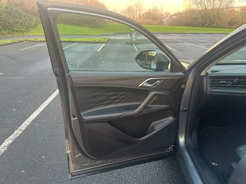 DG75NFT Mg Motor Uk Hs 1.5 T-GDI Hybrid+ Trophy 5dr Auto Thumbnail #36