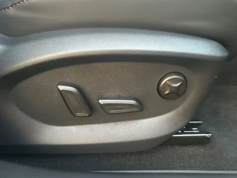 DG75NFT Mg Motor Uk Hs 1.5 T-GDI Hybrid+ Trophy 5dr Auto Thumbnail #42