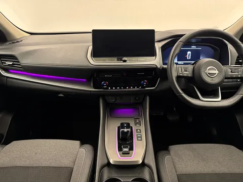 DT74URJ Nissan Qashqai 1.5 E-Power N-Connecta 5dr Auto Thumbnail #11