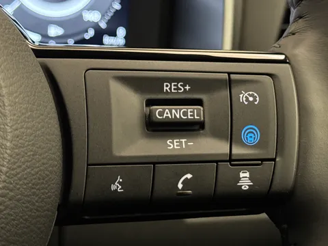 DT74URJ Nissan Qashqai 1.5 E-Power N-Connecta 5dr Auto Thumbnail #26