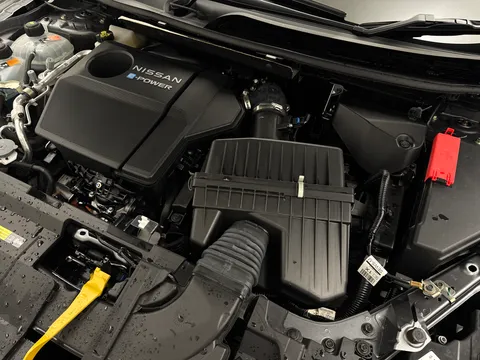 DT74URJ Nissan Qashqai 1.5 E-Power N-Connecta 5dr Auto Thumbnail #29