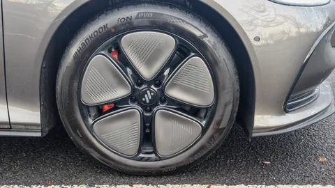 DG75NGZ Mg Motor Uk Im5 217kW Standard Range 75kWh 5dr Auto Thumbnail #14