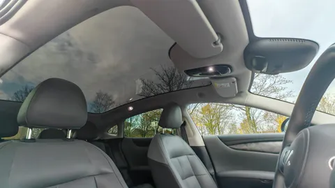 DG75NGZ Mg Motor Uk Im5 217kW Standard Range 75kWh 5dr Auto Thumbnail #21