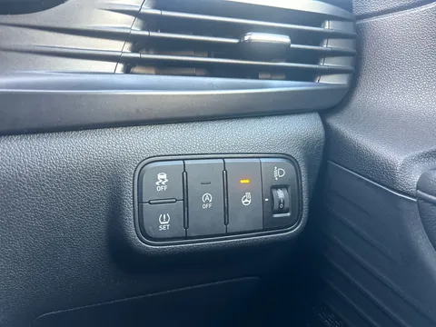 EA74CVD Hyundai Bayon 1.0 TGDi Ultimate 5dr Thumbnail #29