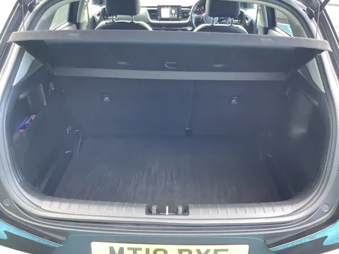 MT19BXF Kia Stonic 1.6 CRDi First Edition 5dr Thumbnail #11