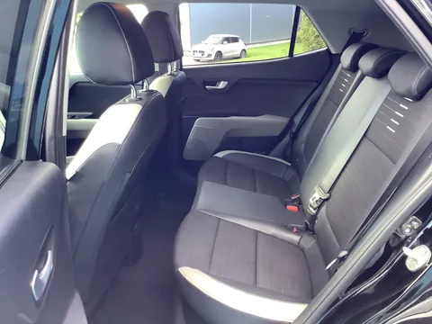 MT19BXF Kia Stonic 1.6 CRDi First Edition 5dr Thumbnail #15