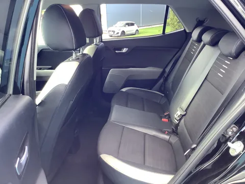 MT19BXF Kia Stonic 1.6 CRDi First Edition 5dr Thumbnail #16