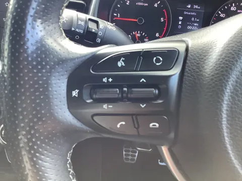 MT19BXF Kia Stonic 1.6 CRDi First Edition 5dr Thumbnail #26