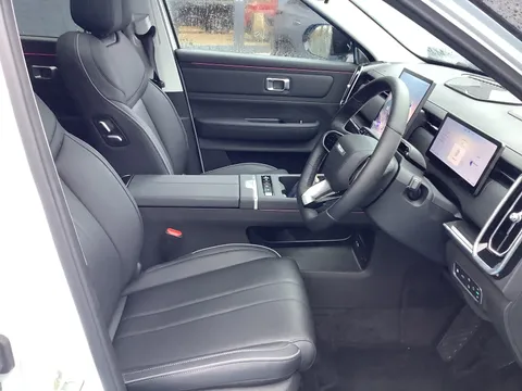 13 of 31 for Jaecoo 7 1.5T SHS Luxury 5dr Auto