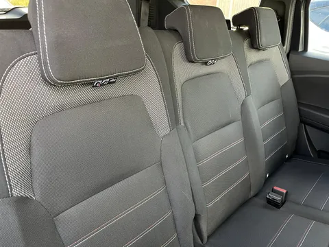 15 of 34 for Dacia Jogger 1.0 TCe Extreme SE 5dr