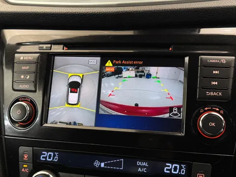 26 of 33 for Nissan Qashqai 1.5 dCi 115 N-Connecta 5dr DCT