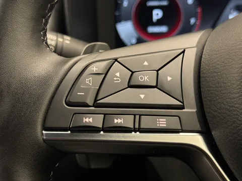 OE74SVO Nissan Juke 1.0 DiG-T N-Connecta 5dr DCT Thumbnail #23