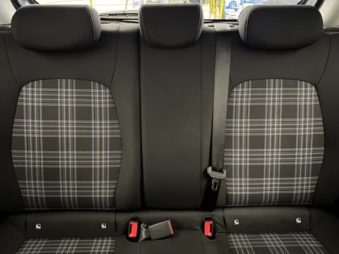 EA25YJM Hyundai i10 1.0 [63] Premium 5dr Auto [Nav] Thumbnail #16