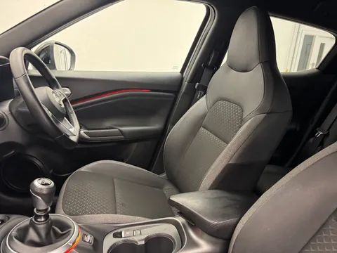 OW74HKC Nissan Juke 1.0 DiG-T N-Connecta 5dr Thumbnail #16