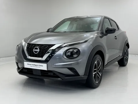 OY74YKW Nissan Juke 1.0 DiG-T N-Connecta 5dr Thumbnail #6