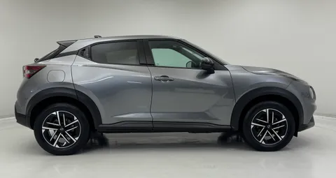 OY74YKW Nissan Juke 1.0 DiG-T N-Connecta 5dr Thumbnail #12