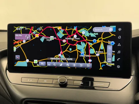 OY74YKW Nissan Juke 1.0 DiG-T N-Connecta 5dr Thumbnail #26