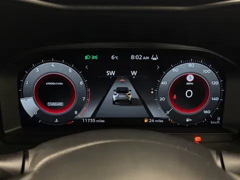 OY74YKW Nissan Juke 1.0 DiG-T N-Connecta 5dr Thumbnail #29