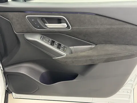 OX25KSU Nissan Qashqai 1.3 DiG-T MH 158 Tekna+ 5dr Xtronic Thumbnail #21