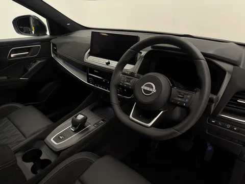 OX25KSU Nissan Qashqai 1.3 DiG-T MH 158 Tekna+ 5dr Xtronic Thumbnail #25