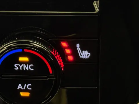 OX25KSU Nissan Qashqai 1.3 DiG-T MH 158 Tekna+ 5dr Xtronic Thumbnail #32