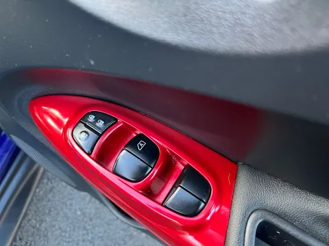 21 of 25 for Nissan Juke 1.2 DiG-T Tekna 5dr