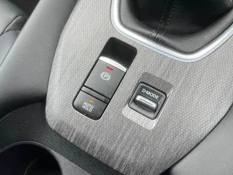 OX74BVV Nissan Qashqai 1.3 DiG-T MH Tekna 5dr Thumbnail #21