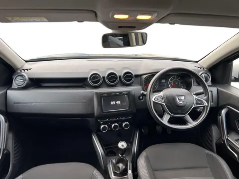 10 of 17 for DACIA DUSTER 1.6 SCe Prestige 5dr