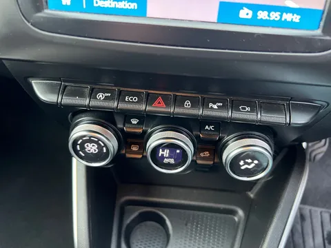 17 of 17 for DACIA DUSTER 1.6 SCe Prestige 5dr