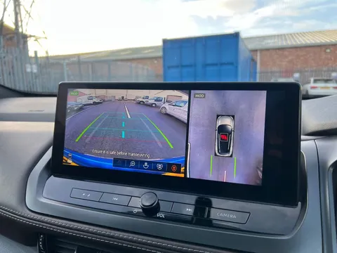 OW24WVV Nissan Qashqai 1.3 DiG-T MH Tekna 5dr Thumbnail #15