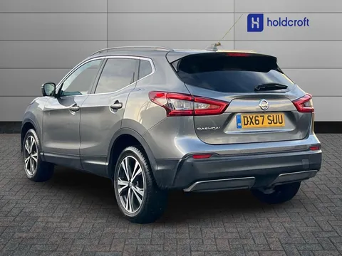 DX67SUU Nissan Qashqai 1.2 DiG-T N-Connecta [Glass Roof Pack] 5dr Thumbnail #4