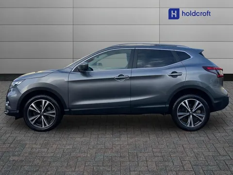 DX67SUU Nissan Qashqai 1.2 DiG-T N-Connecta [Glass Roof Pack] 5dr Thumbnail #6