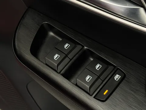 DY25KBX Mg Motor Uk Zs 1.5 Hybrid+ Trophy 5dr Auto Thumbnail #17