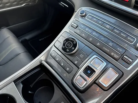 DV23XVA Hyundai Santa Fe 1.6 TGDi Hybrid Ultimate 5dr 4WD Auto Thumbnail #15