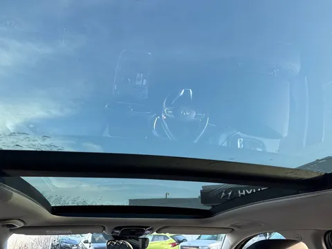 DV23XVA Hyundai Santa Fe 1.6 TGDi Hybrid Ultimate 5dr 4WD Auto Thumbnail #20