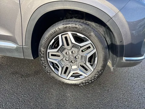 DV23XVA Hyundai Santa Fe 1.6 TGDi Hybrid Ultimate 5dr 4WD Auto Thumbnail #22