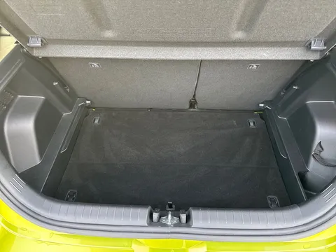 DP25OTY Hyundai i20 1.0T GDi Premium 5dr Thumbnail #36