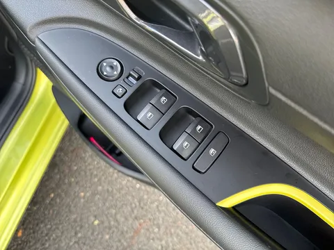 DP25OTY Hyundai i20 1.0T GDi Premium 5dr Thumbnail #38