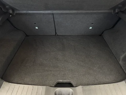 OW73AAK Nissan Juke 1.6 Hybrid Tekna 5dr Auto Thumbnail #13