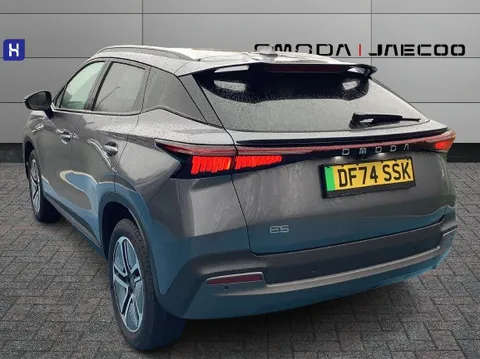 6 of 35 for Omoda 5 150KW Noble 61kWh 5dr Auto