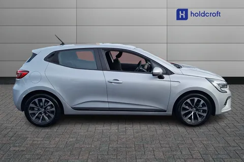BG72LCO Renault Clio 1.6 E-TECH Hybrid 140 Iconic Edition 5dr Auto Thumbnail #6