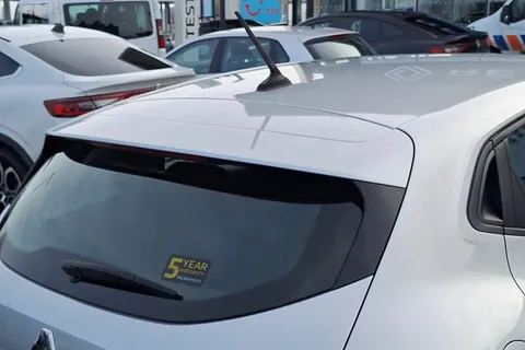 BG72LCO Renault Clio 1.6 E-TECH Hybrid 140 Iconic Edition 5dr Auto Thumbnail #24